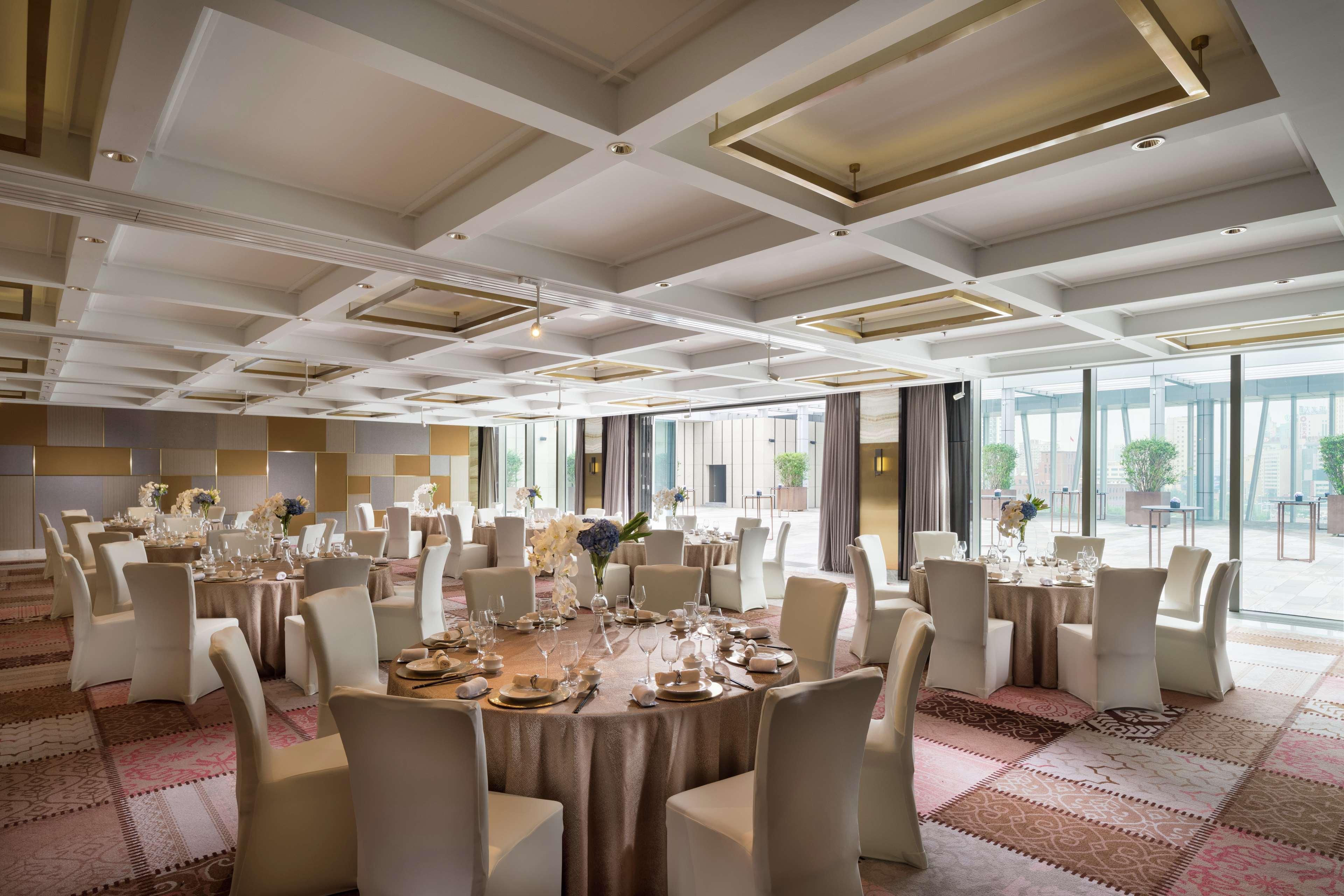 Conrad Shenyang Hotel Exterior photo